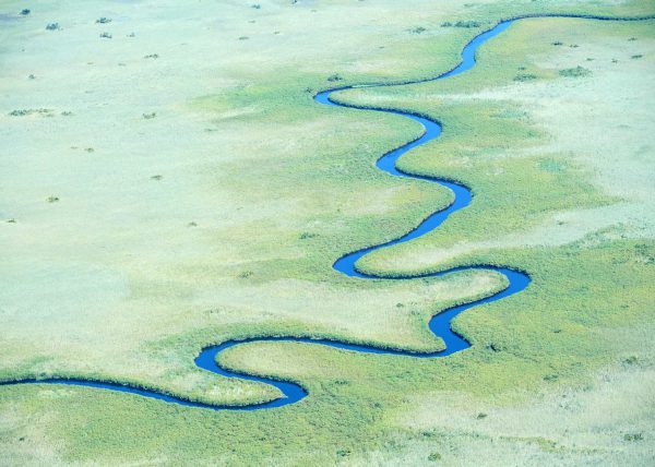 Delta de l'Okavango, vue aérienne d'un chenal, Botswana, Afrique